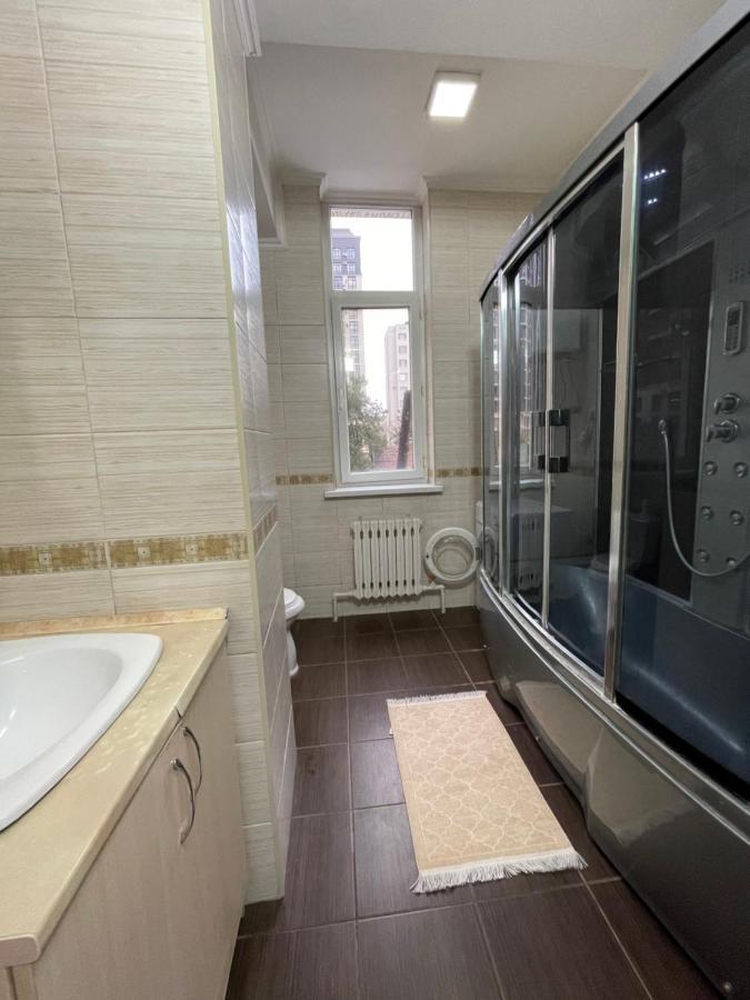 Rent Home Kg На Манаса Боконбаева 比什凯克 外观 照片