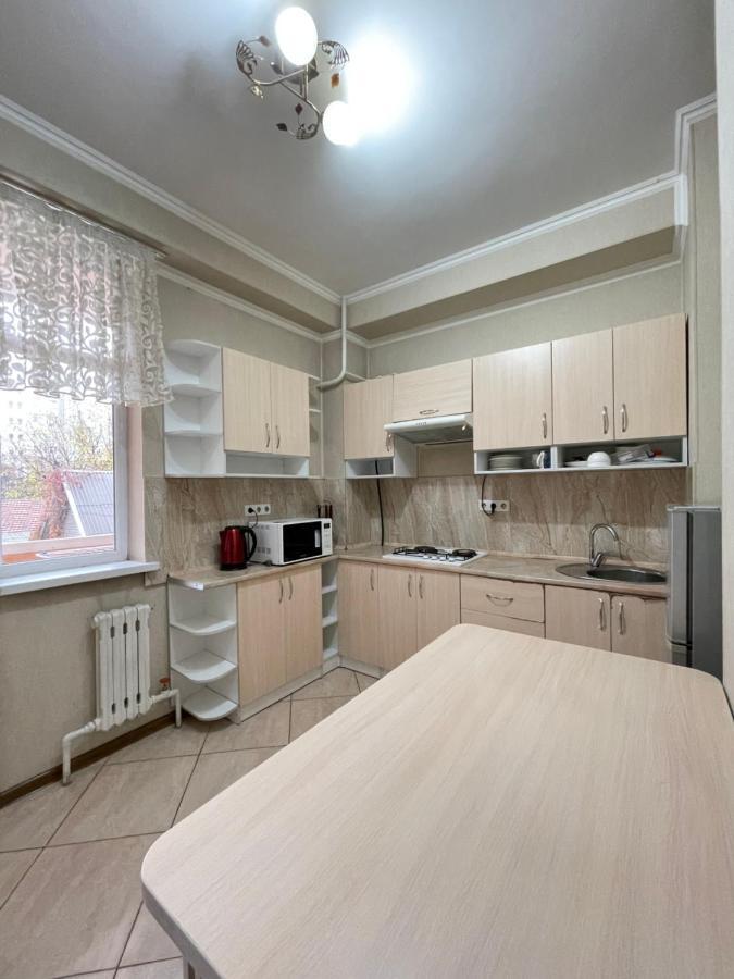 Rent Home Kg На Манаса Боконбаева 比什凯克 外观 照片